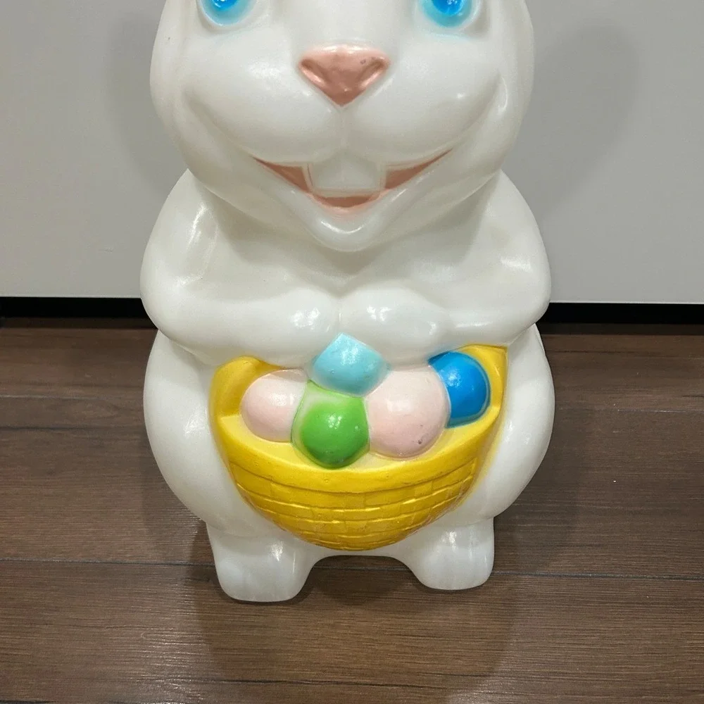 Vintage Empire Blow Mold Easter Bunny Rabbit Light Eggs Basket NO LIGHT